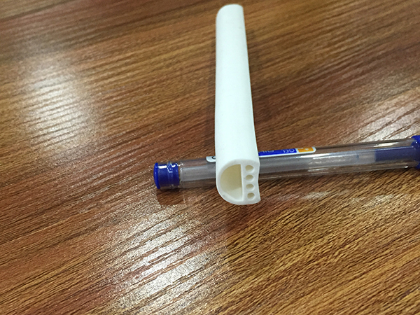 门窗密封发泡硅胶条供...