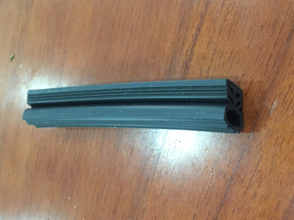 绿色耐高温发泡硅胶厂...