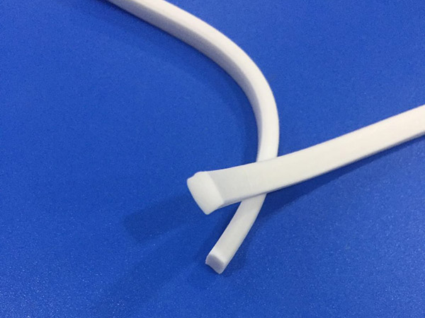 发泡硅胶实心条垫圈生...